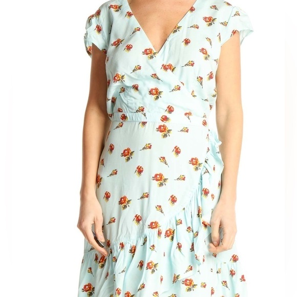 Blue Floral Print Fit & Flare Dress - Picture 2 of 8